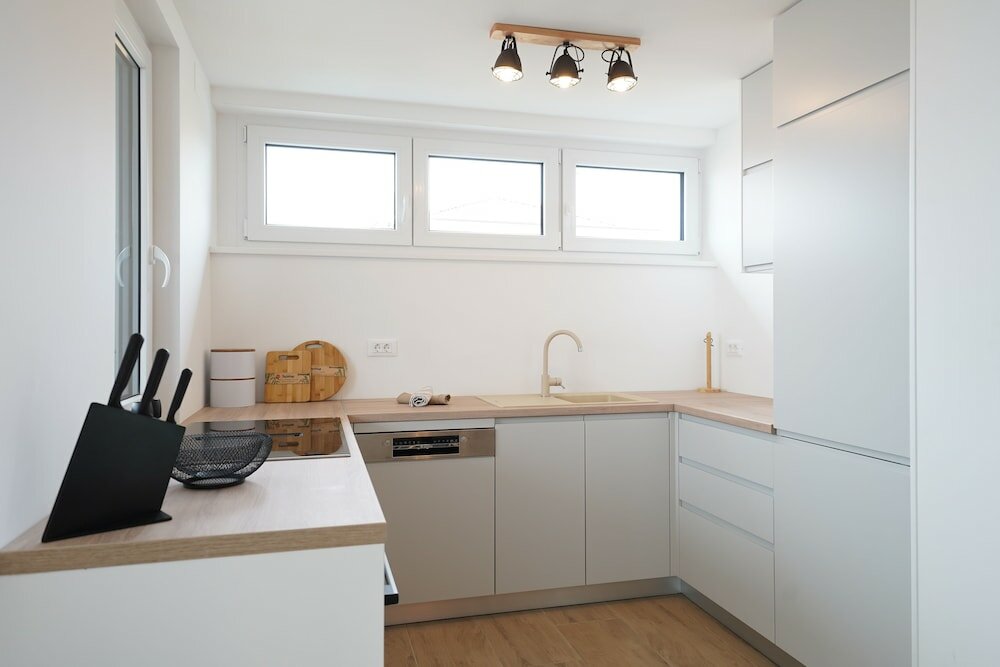 Фото SunAdria Apartments