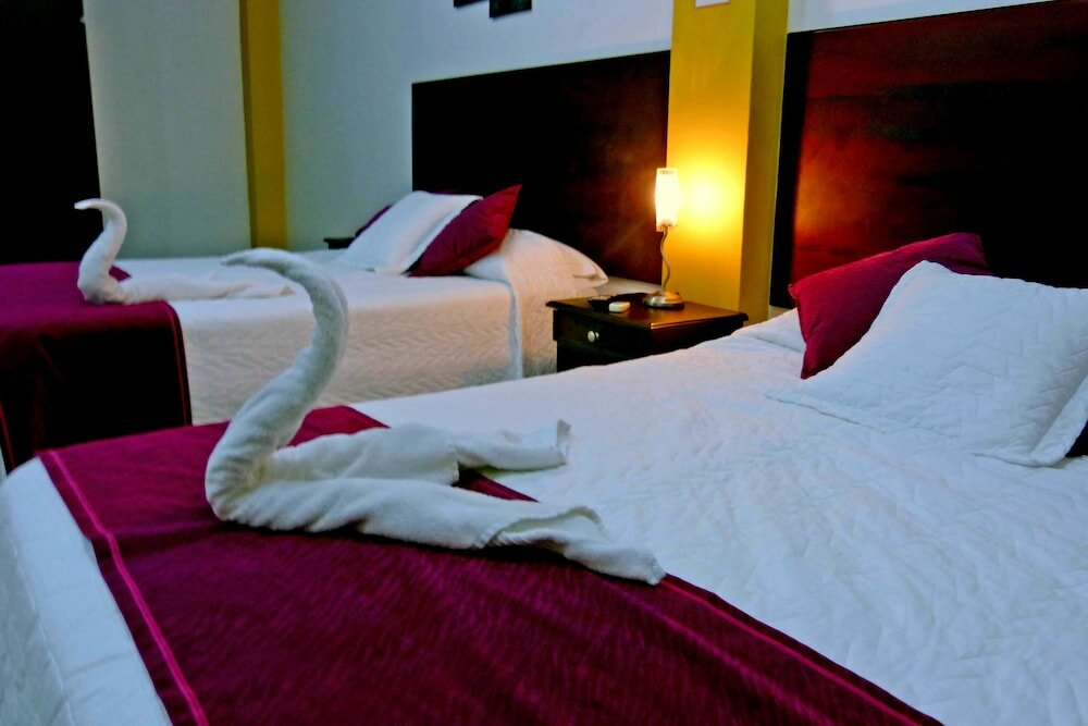 Фото отеля 2