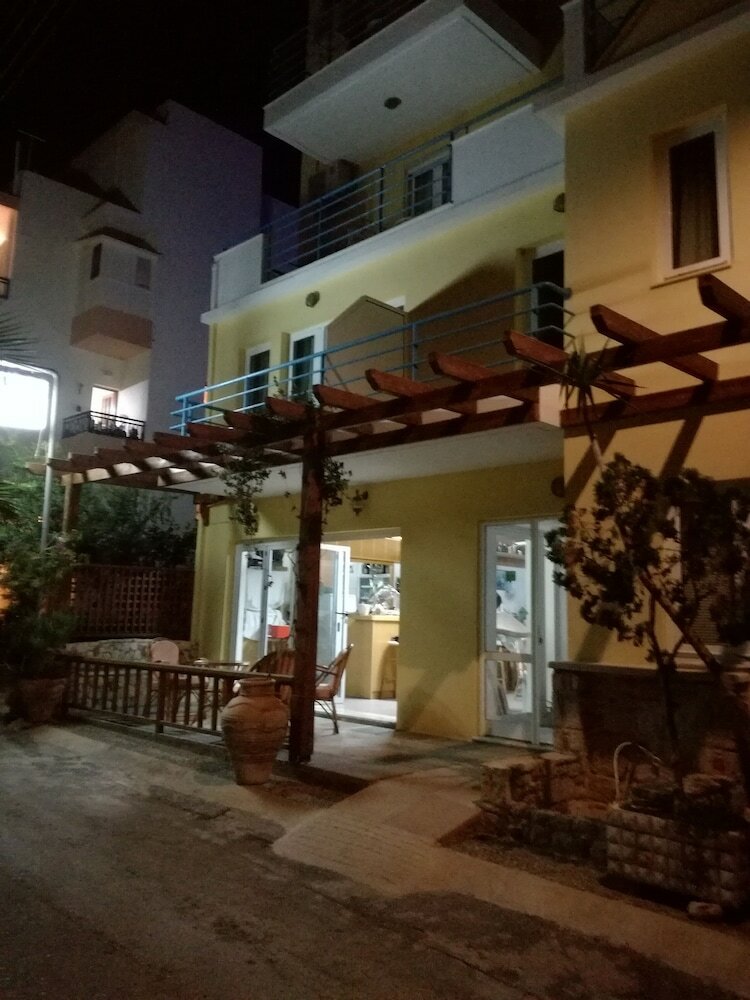 Фото Olympic Star Apartments