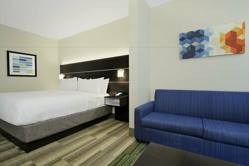 Гостиница Holiday Inn Express & Suites Brookshire - Katy Freeway, an Ihg Hotel