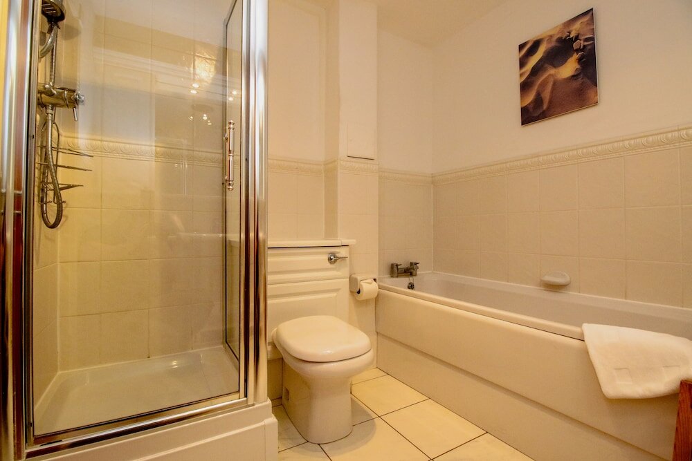 Фото Turnberry Apartments