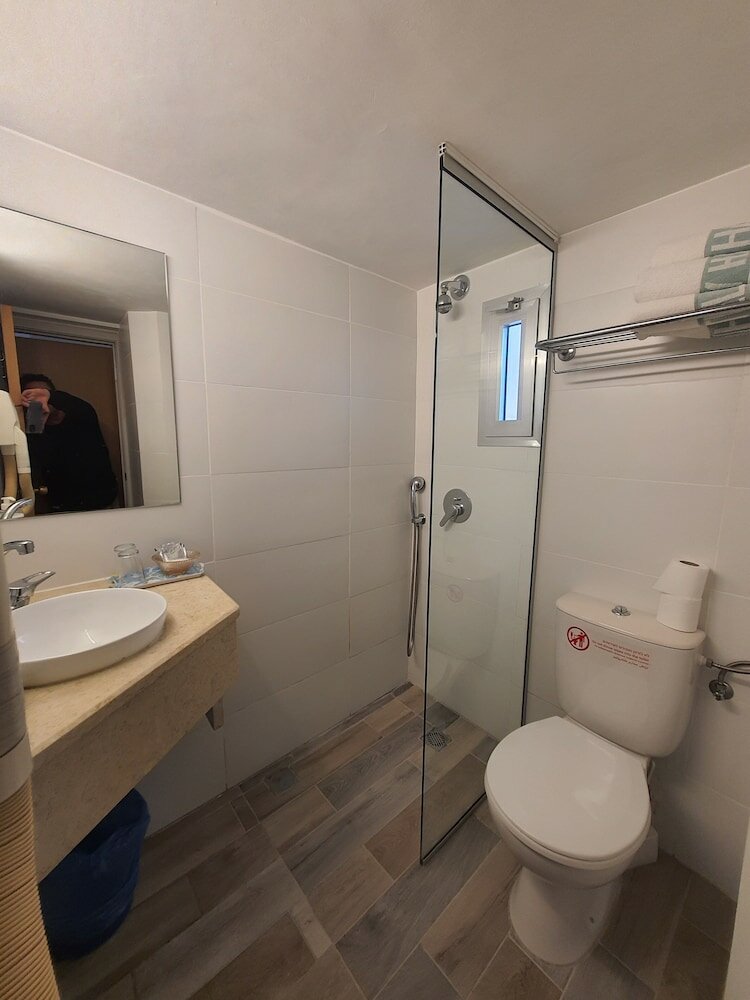 Фото Hotel Marom