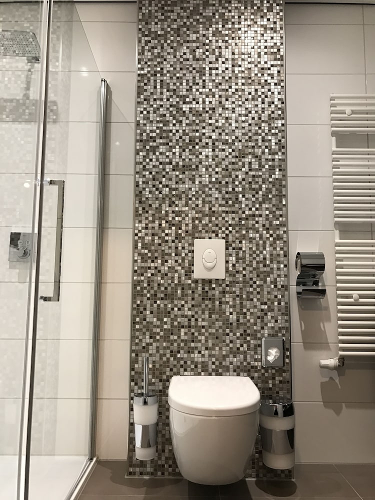 Фото Rivers Hotel & Restaurant