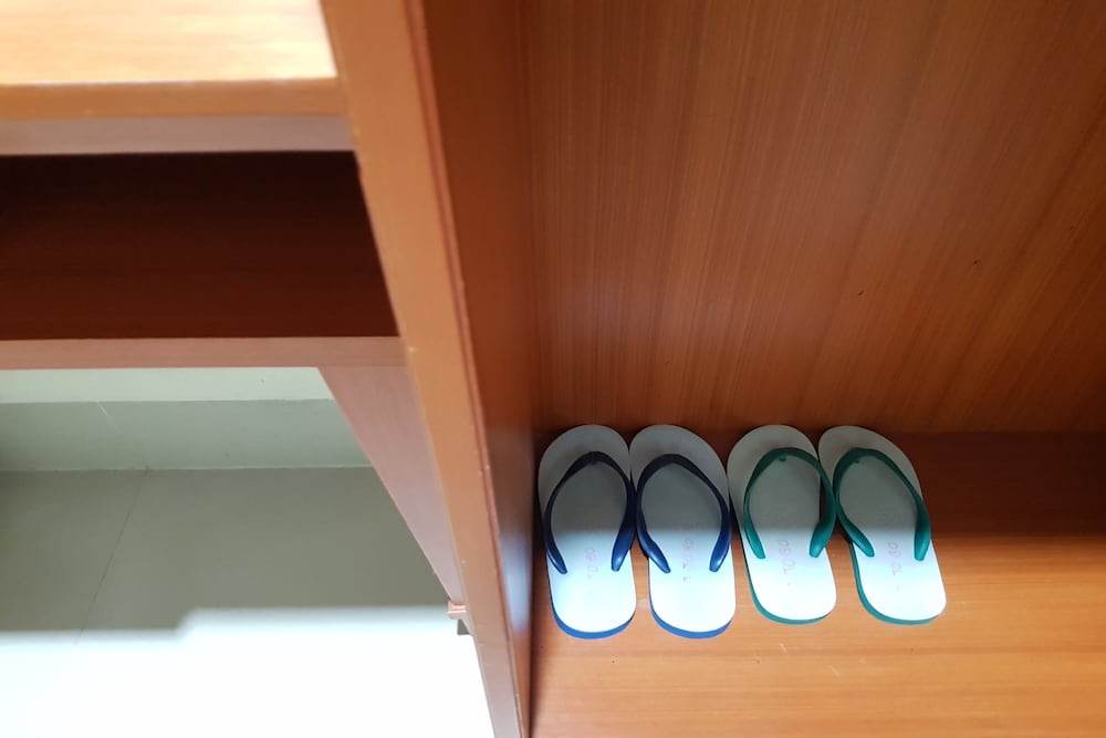 Фото PoonSook Resident Hotel