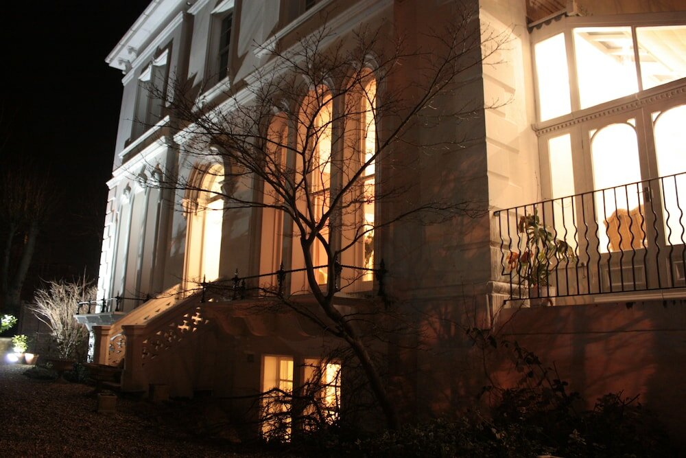 Фото Lypiatt House Hotel