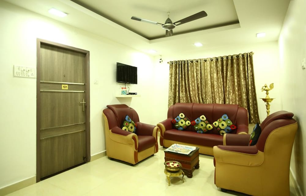 Фото Oyo 1223 Maruthi Residency