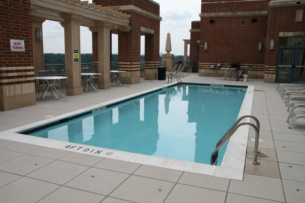 Фото Instrata by Executive Apartments