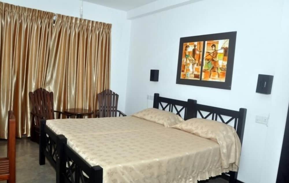 Фото Scandinavia Hotel