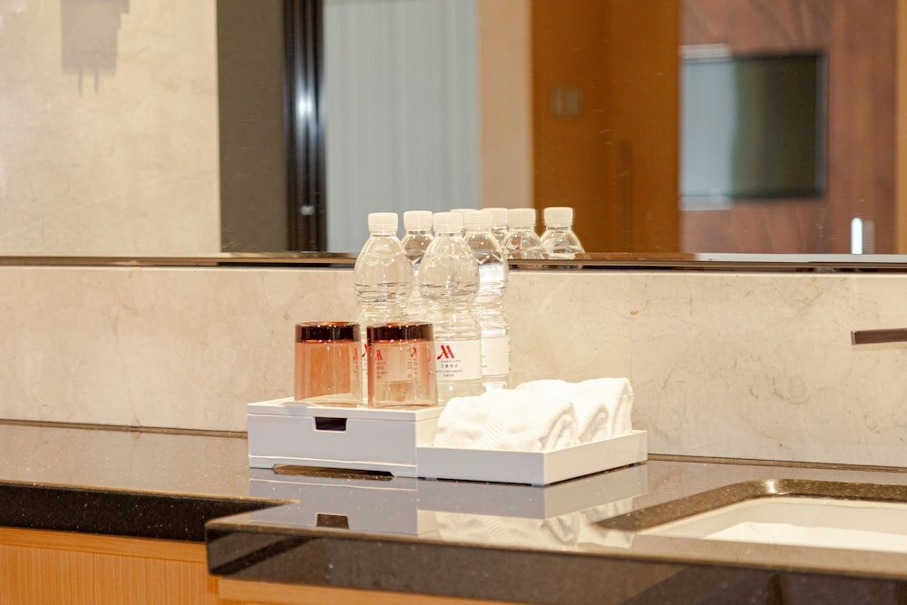 Фото Zhuhai Marriott Hotel