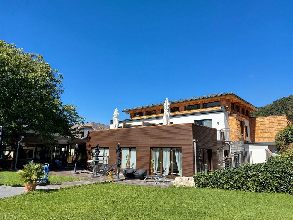 Фото Hotel Stroblerhof