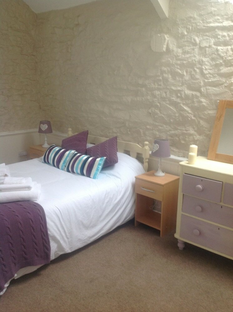 Фото Four Seasons Bed and Breakfast