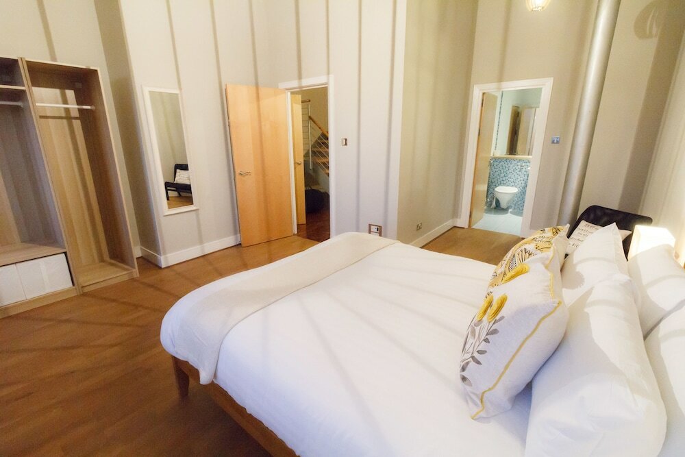 Фото Belhaven Apartment