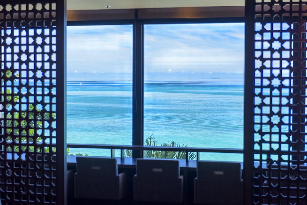 Фото Best Western Okinawa Kouki Beach