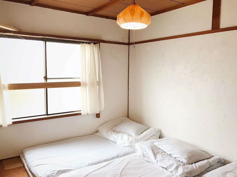 Фото Y Pub&Hostel Tottori