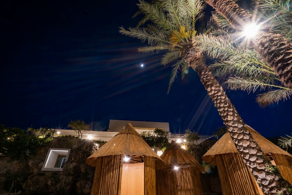 Фото Grotta Palazzese Beach Hotel