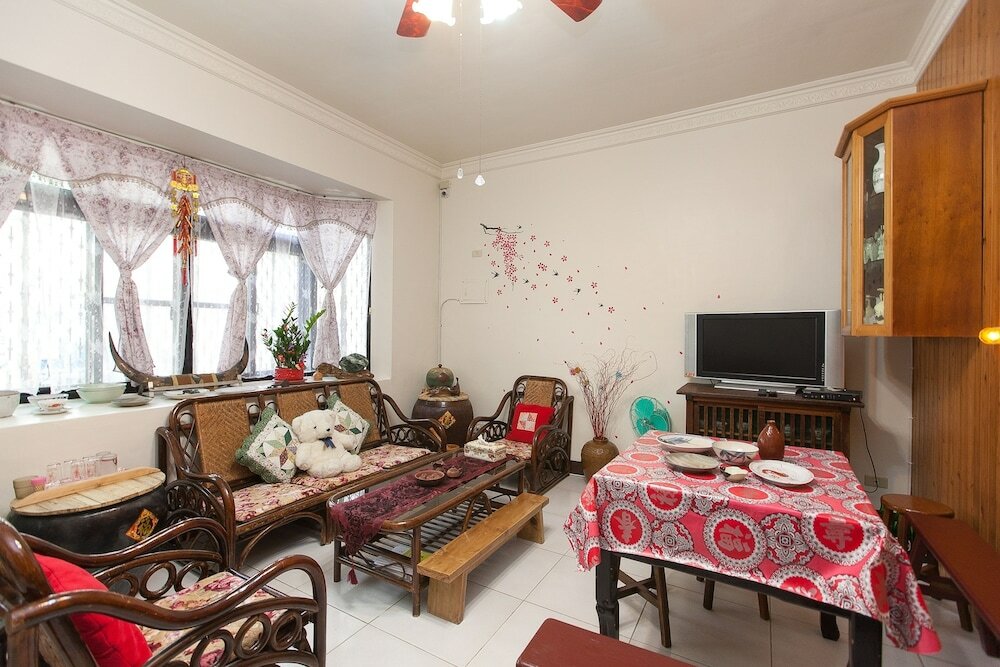 Фото Time Traveling Hostel