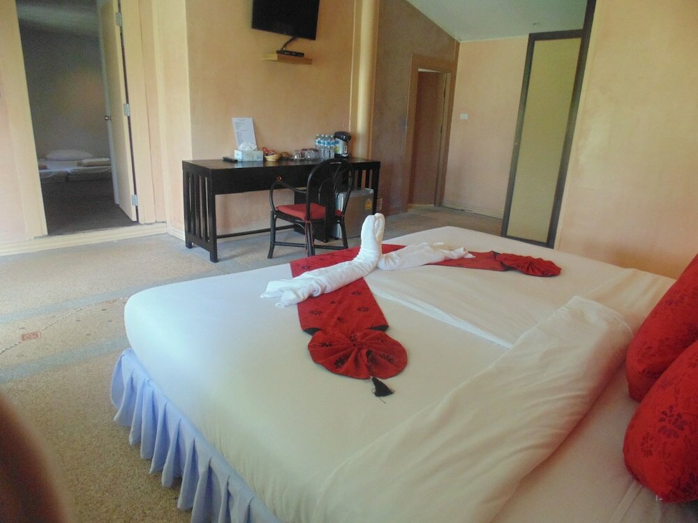 Фото Aonang Cliff Mountain New Resort