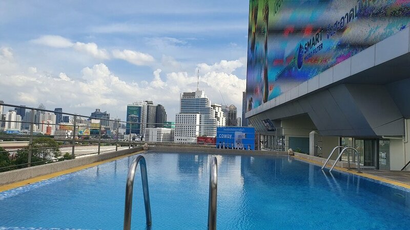 Гостиница Interchange Tower Serviced Apartment в Бангкоке