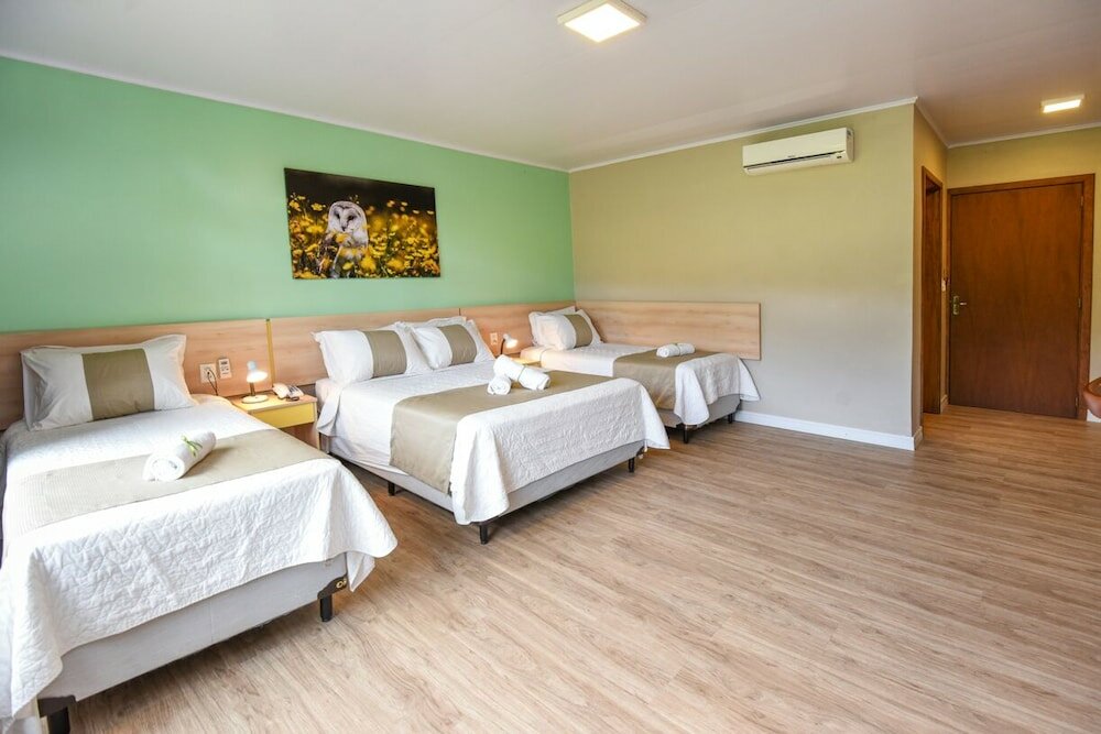 Фото Pousada Três Pinheiros