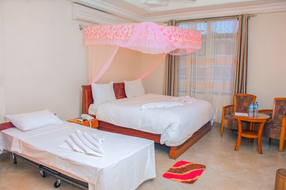 Фото Silver Paradise Hotel