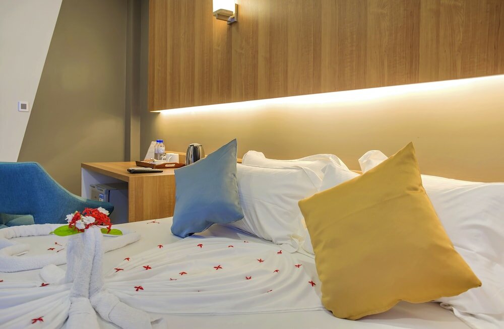 Фото Kuredhi Beach Inn