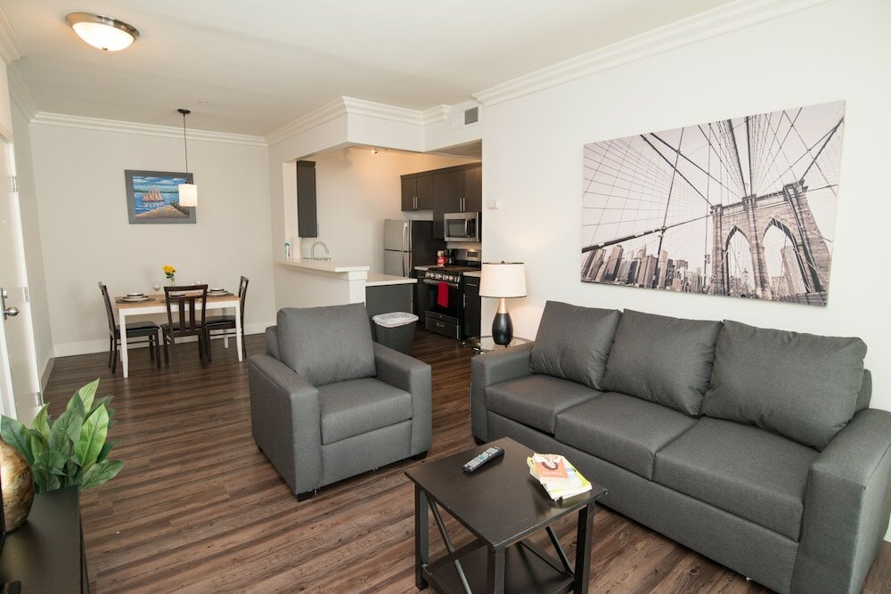 Фото Wellworth Apartments