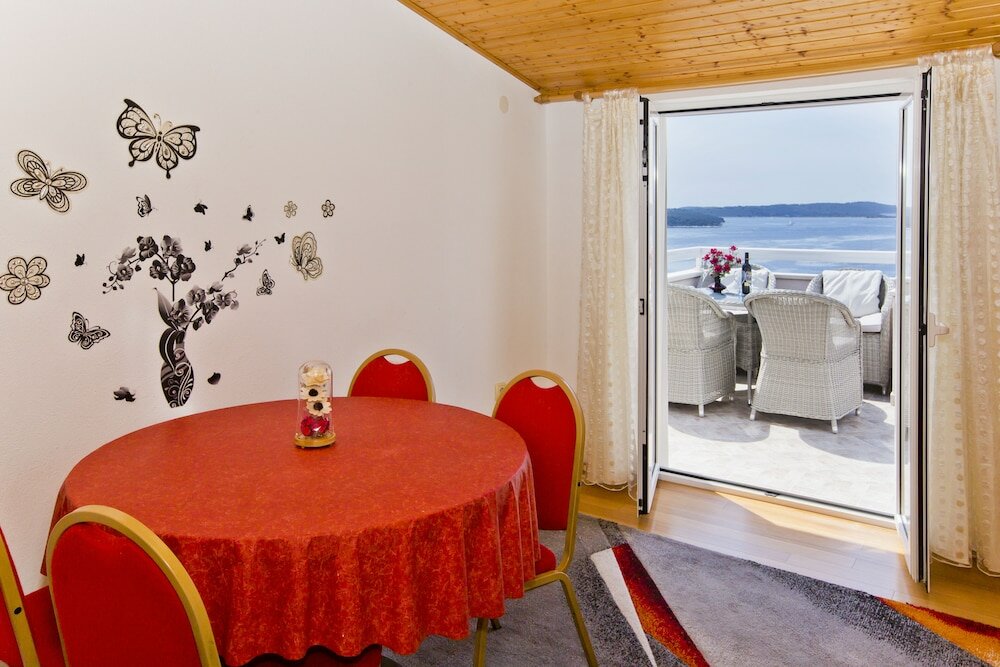 Фото Apartmani Kresic