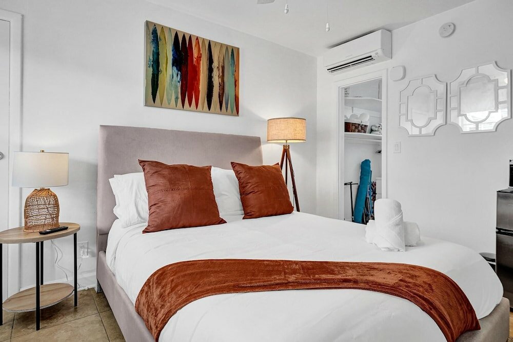 Фото Waves On Desoto