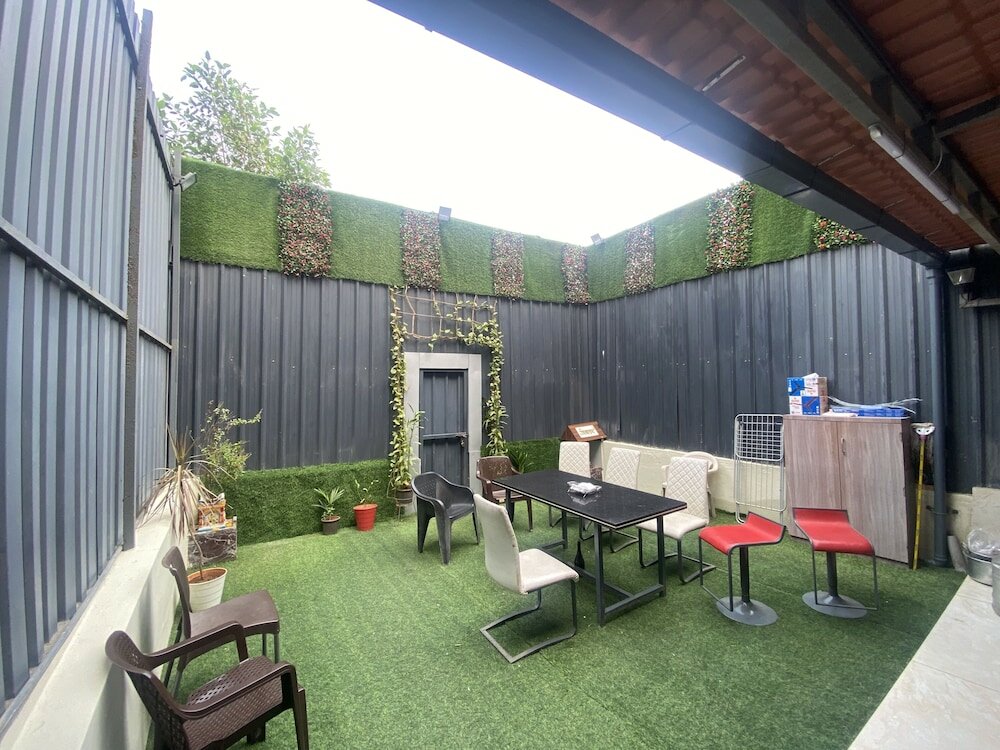 Фото Hotel Classio Inn - Kokilaben Hospital