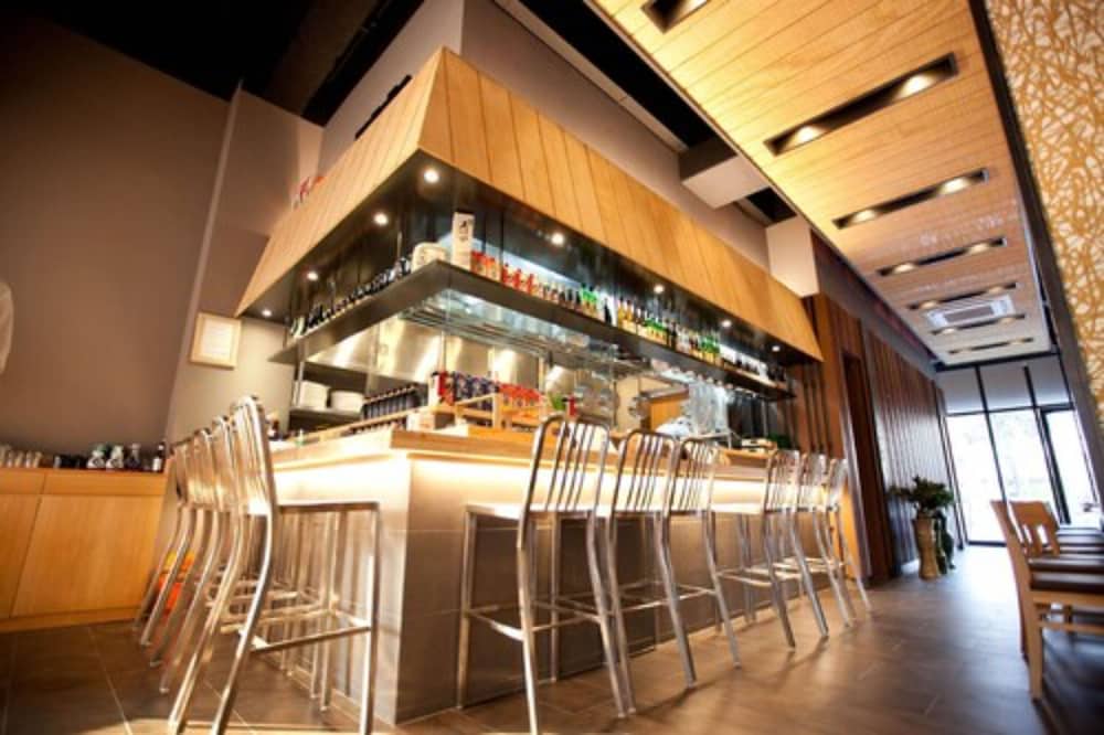 Фото Hotel Avenue Changwon