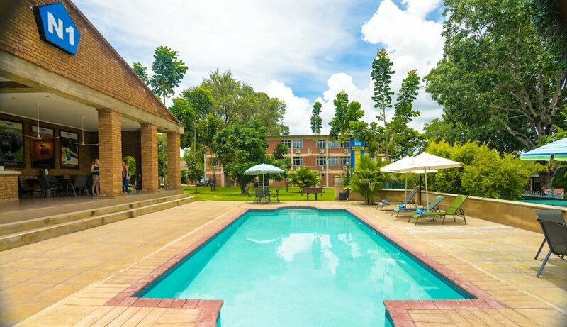 Гостиница The № 1 Hotel & Campsite Victoria Falls в Виктория-Фолс