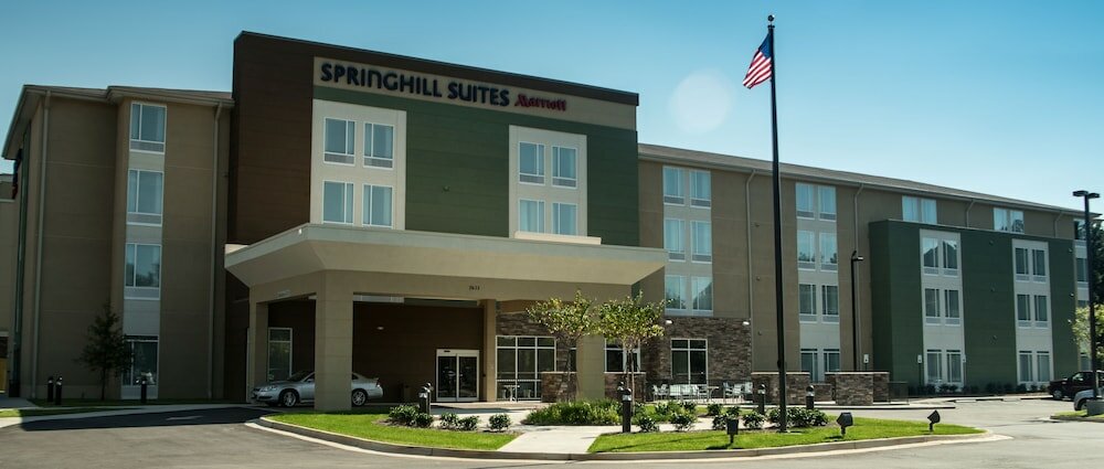 Фото Springhill Suites Mobile