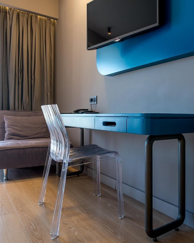 Фото Essence Living Exclusive