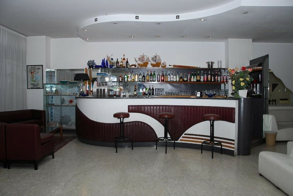 Фото Hotel Golden