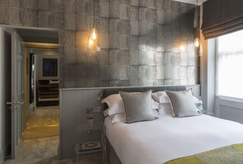 Фото The Bull and The Hide