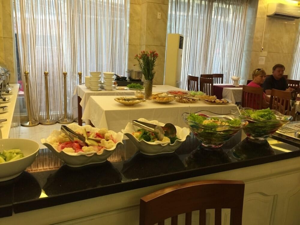 Фото Art Deluxe Hotel