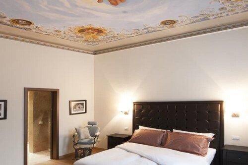 Гостиница Florence Art Apartments во Флоренции