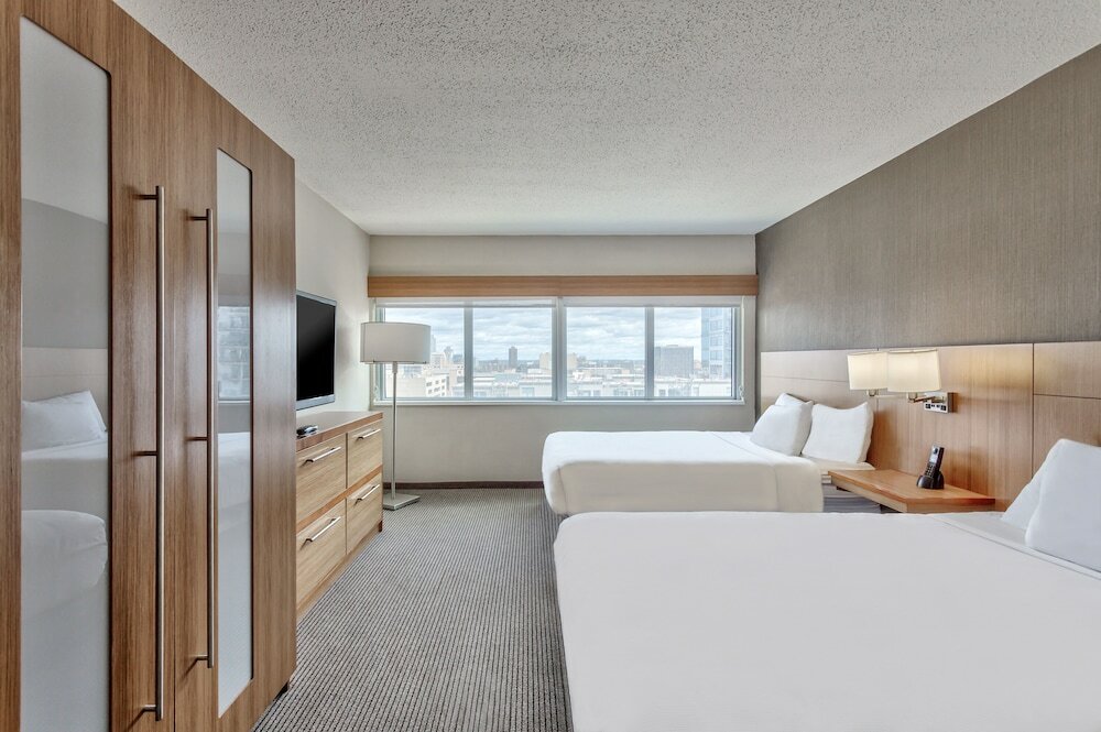 Фото Hyatt Place Minneapolis Downtown