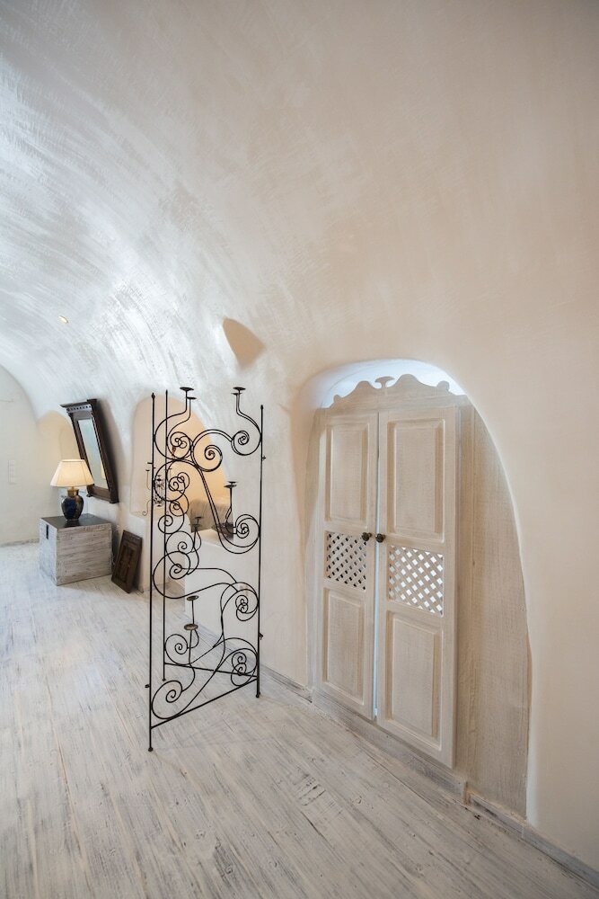 Фото Heliophos Boutique Caves