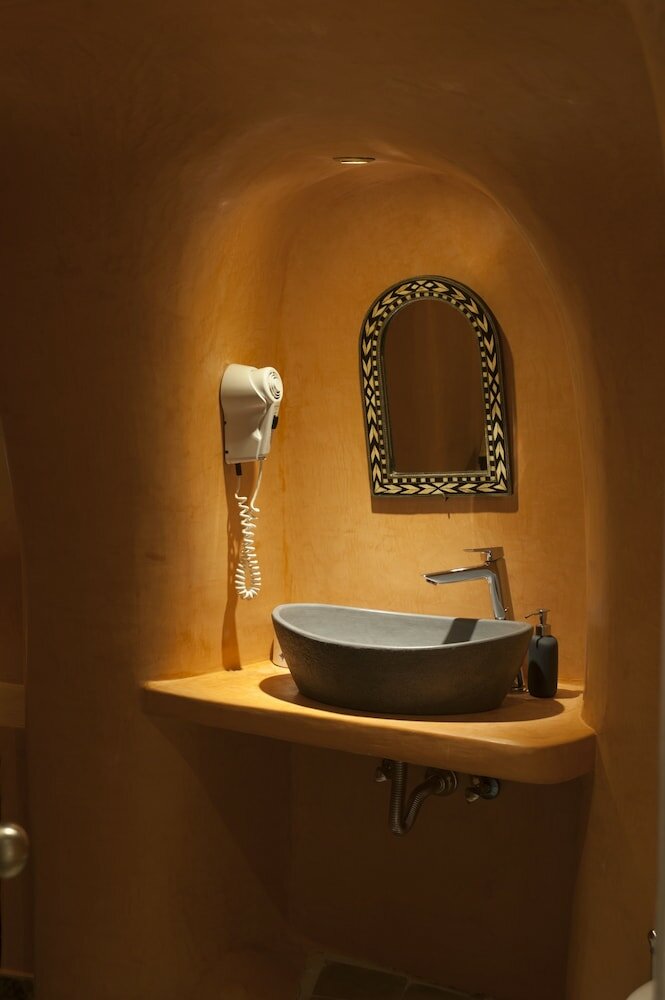 Фото Heliophos Boutique Caves