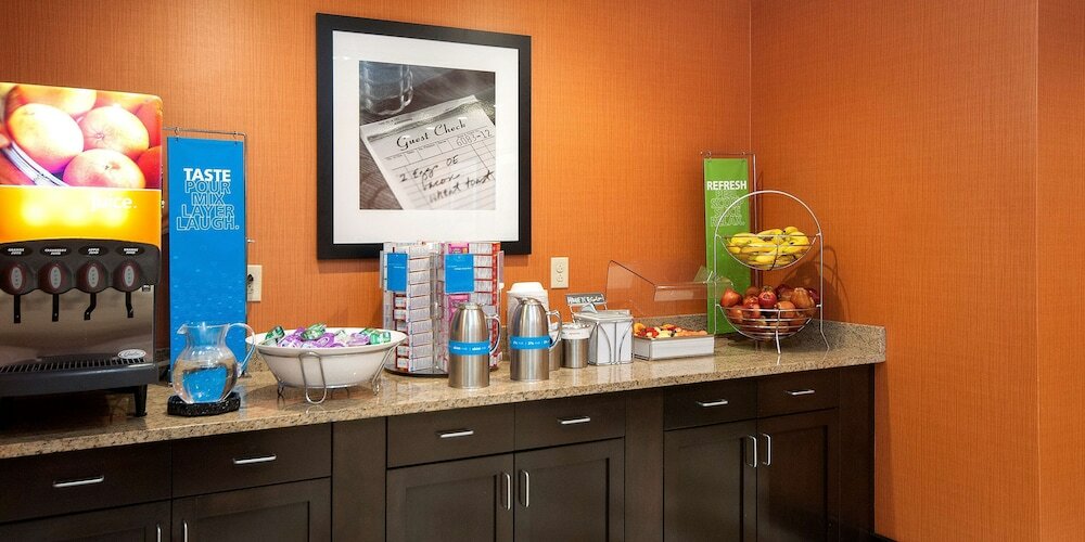 Фото Hampton Inn & Suites Seneca-Clemson Area