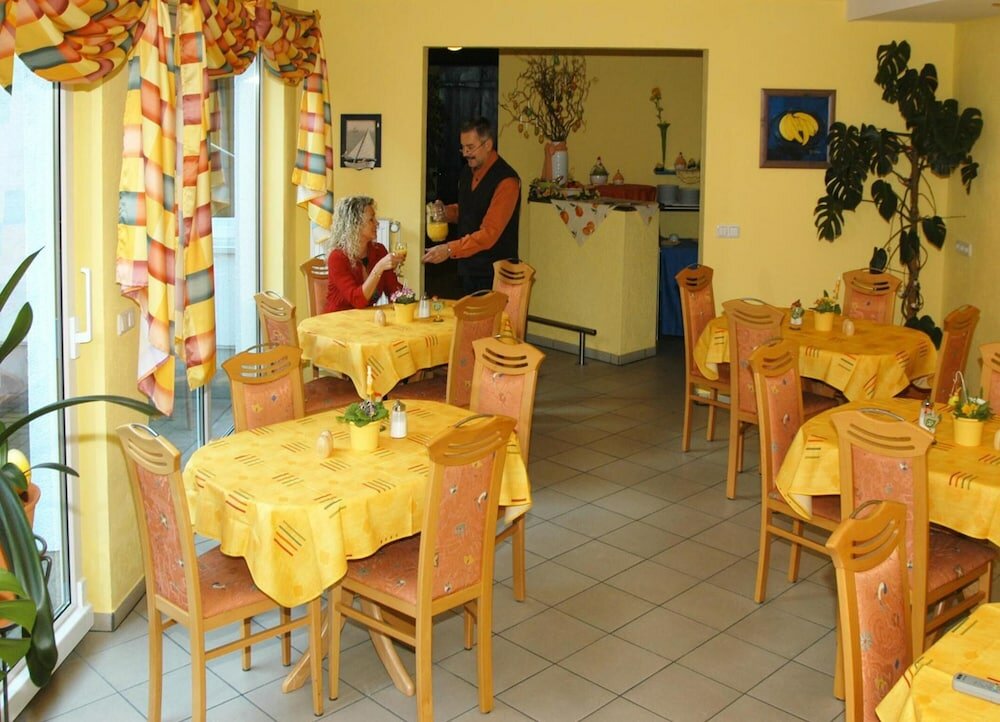 Фото Altstadt Hotel Peiß