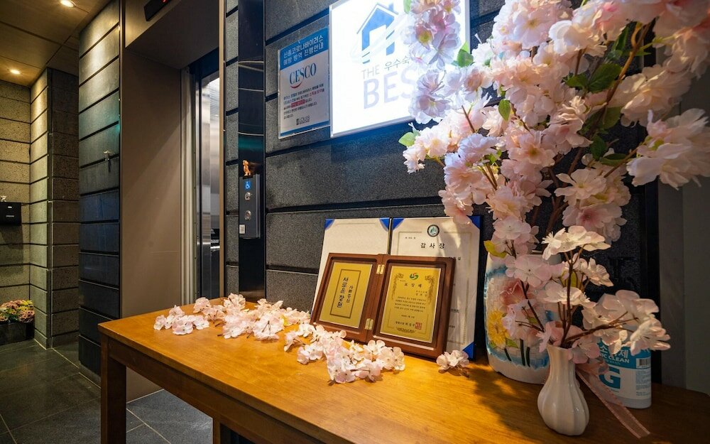 Фото Changwon Jinhae Lewis Hotel