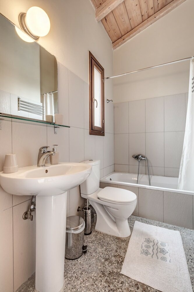 Фото Mastrogiannis villa Myrtia