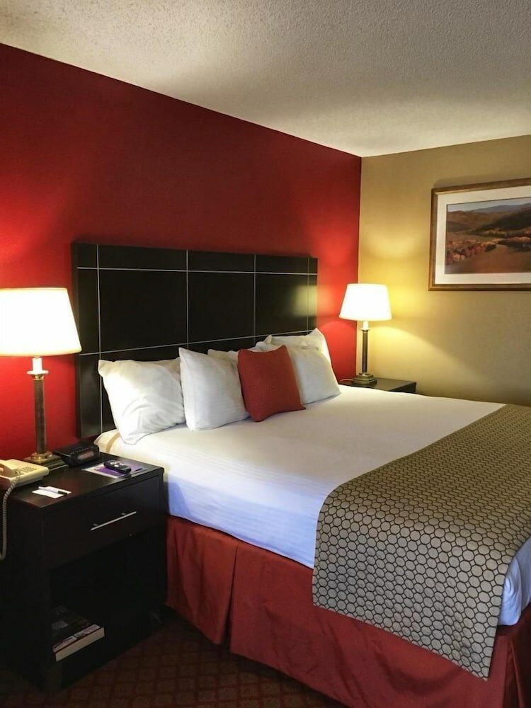 Фото Hemp Hotel Oklahoma City North