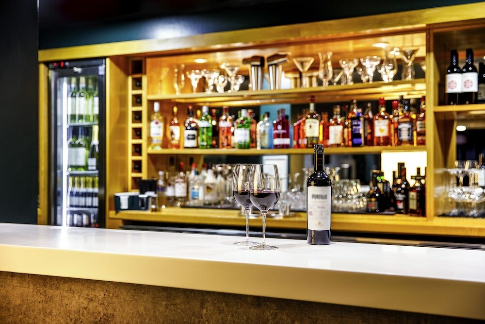 Фото Ibis London Heathrow Terminal 5