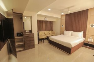 Гостиница Hotel Naaz Executive Near T2 Airport