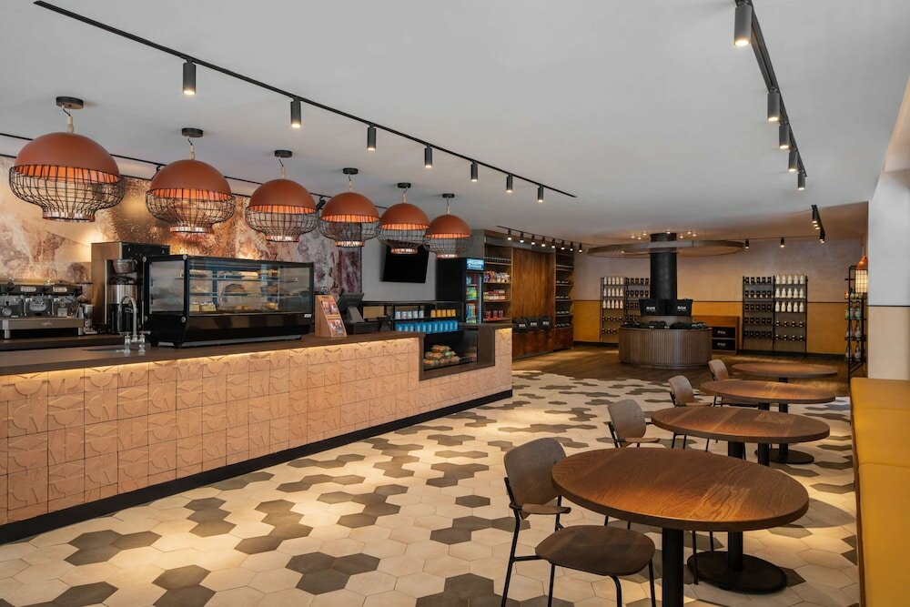 Фото Rok Hotel Kingston Tapestry Collection by Hilton