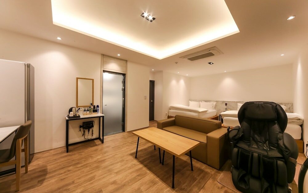 Фото Daegu Dongcheondong Glam