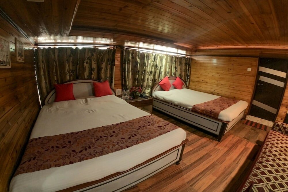 Фото Goroomgo Broadway Annexe Darjeeling